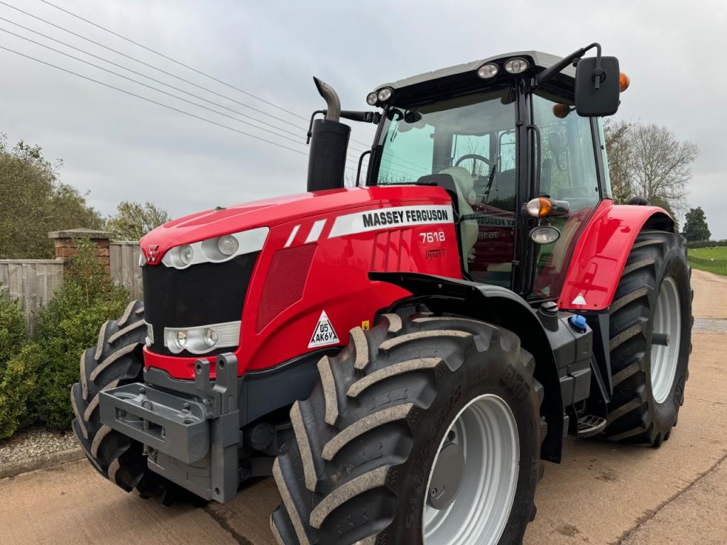 Massey Ferguson 7618