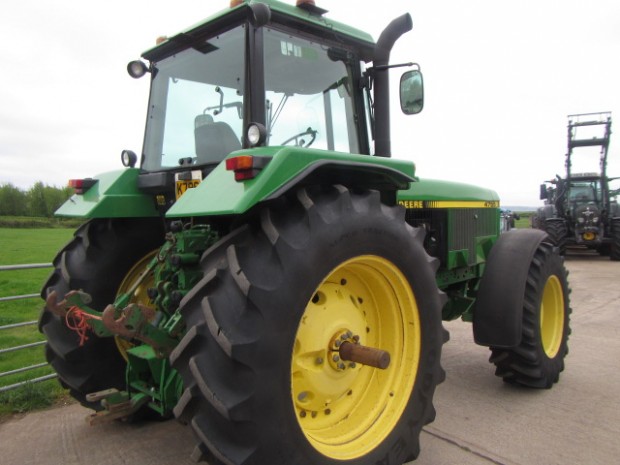 John Deere 4755