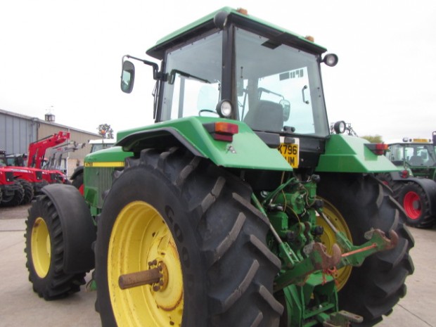 John Deere 4755