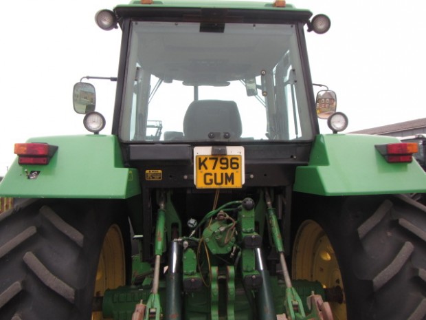 John Deere 4755