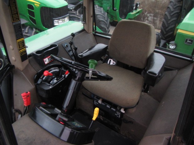 John Deere 4755