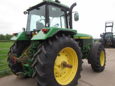 John Deere 4755