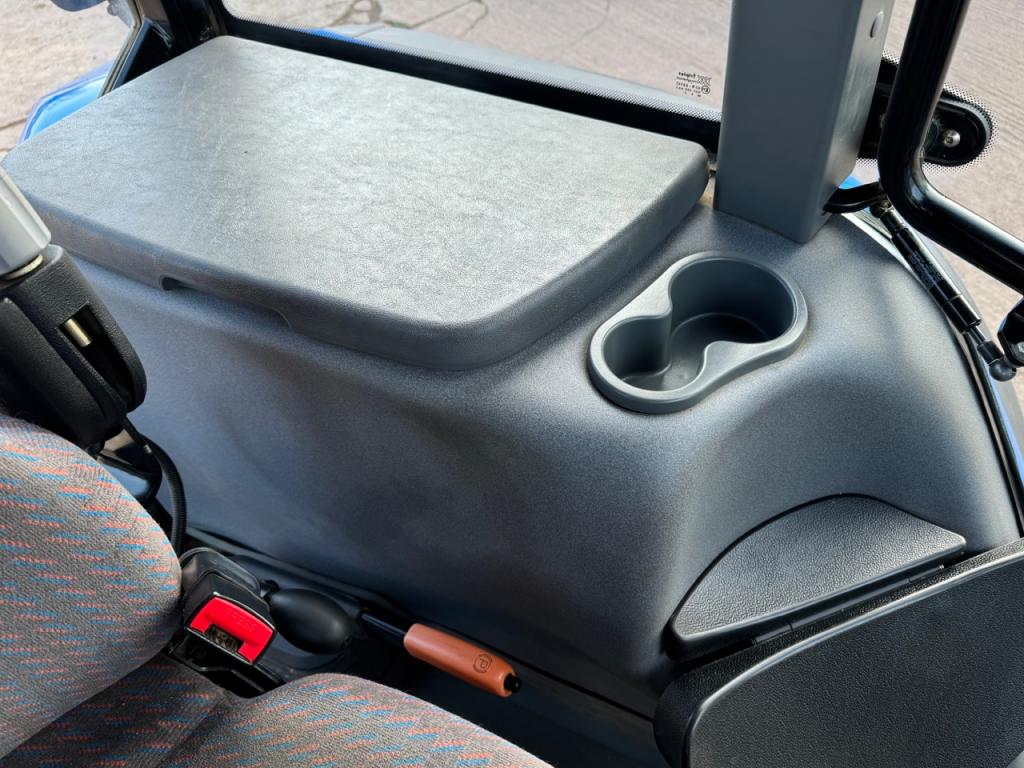 New Holland TM 155