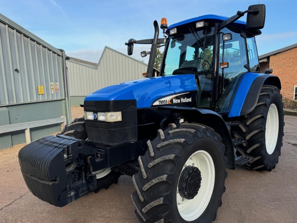 New Holland TM 155
