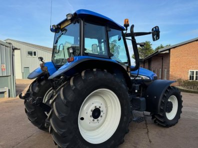 New Holland TM 155