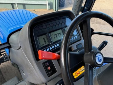 New Holland TM 155