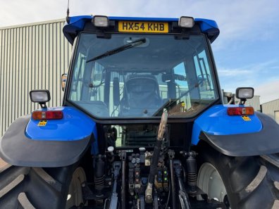 New Holland TM 155