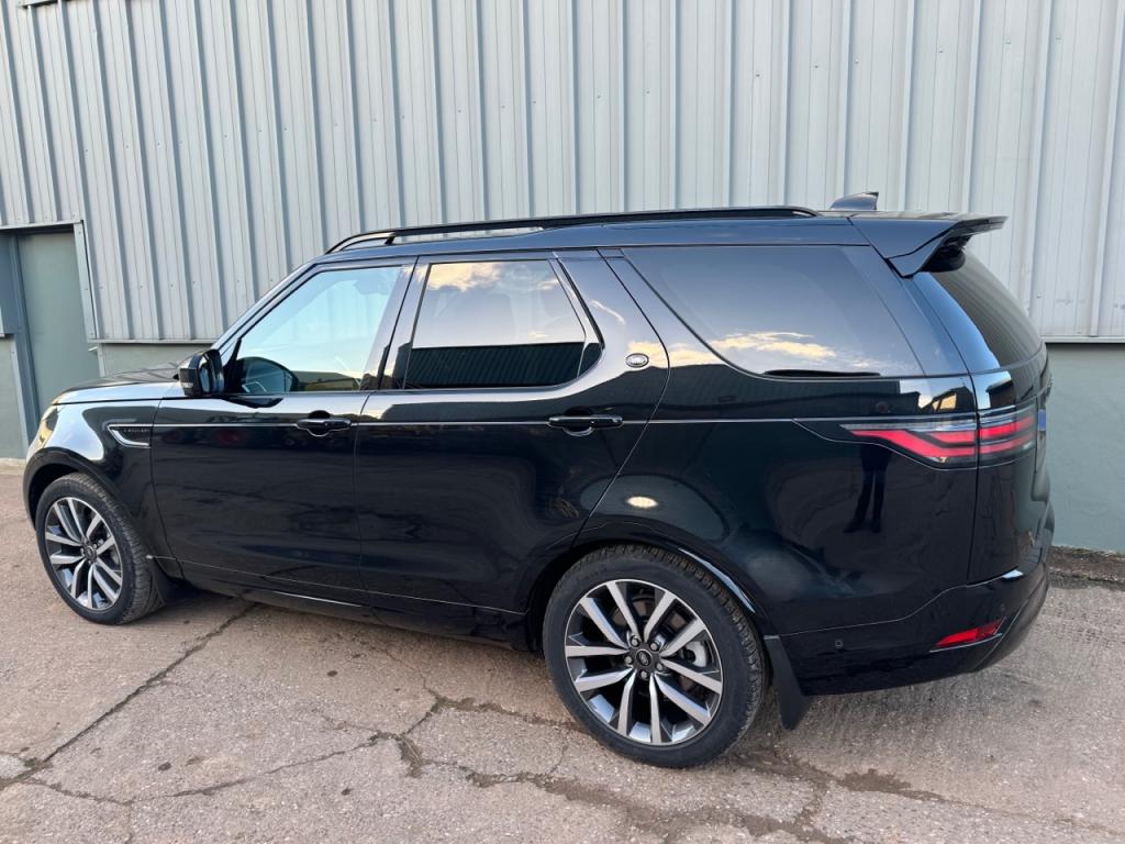 Land Rover Discovery Commercial SE R-Dynamic D300