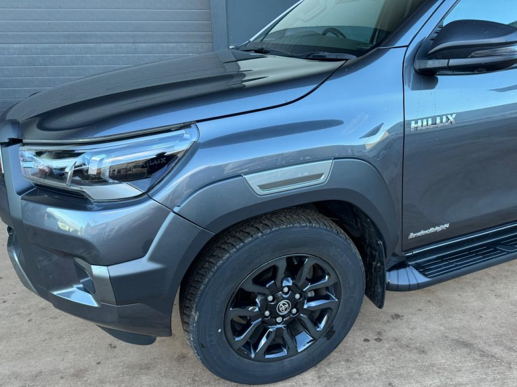 Toyota Hi-Lux Invincible X 2.8 Diesel