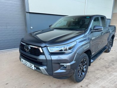 Toyota Hi-Lux Invincible X 2.8 Diesel