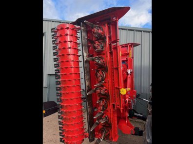 Kuhn HR 5030R 5 Metre hydraulic folding power harrow