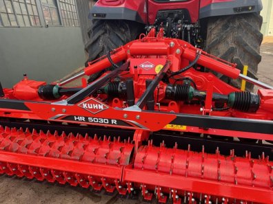 Kuhn HR 5030R 5 Metre hydraulic folding power harrow