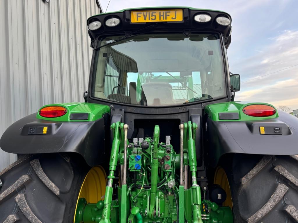 John Deere 6150R