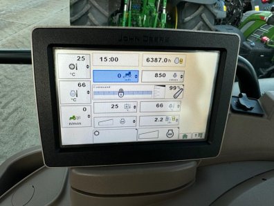 John Deere 6150R
