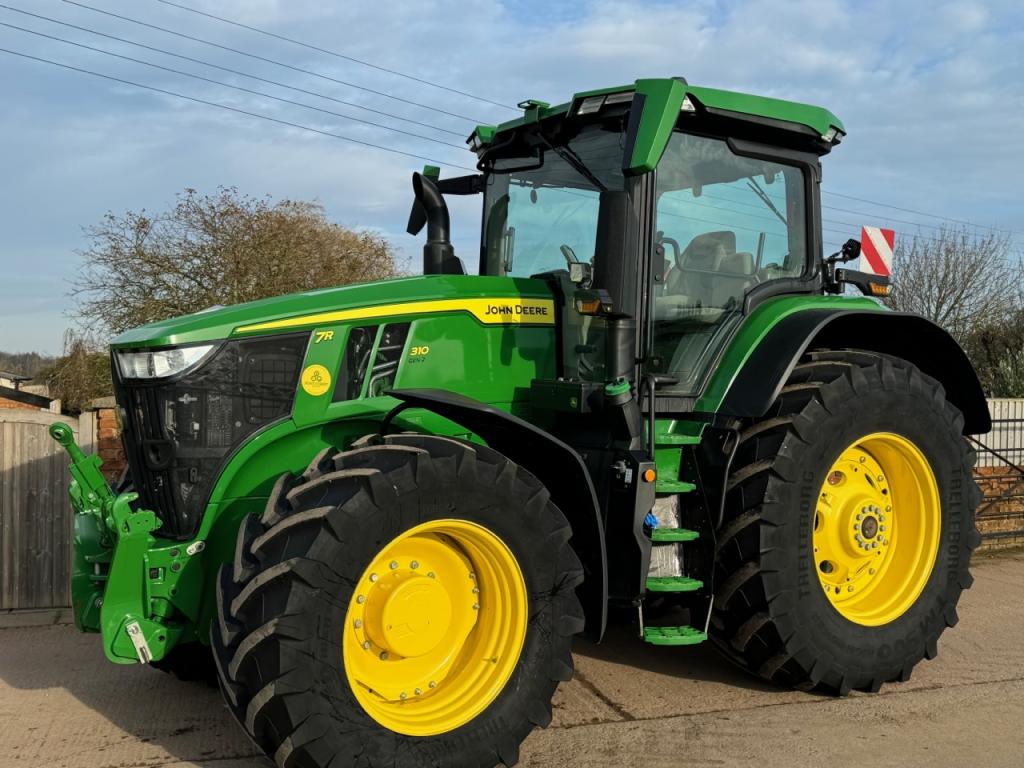 John Deere 7R 310