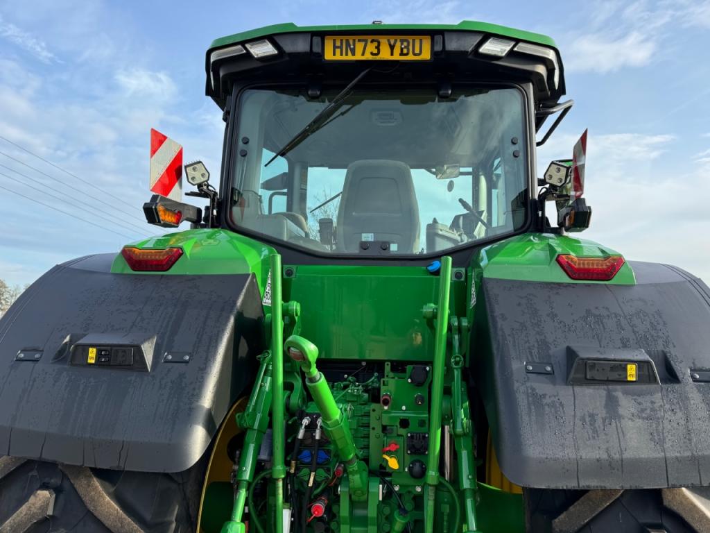 John Deere 7R 310
