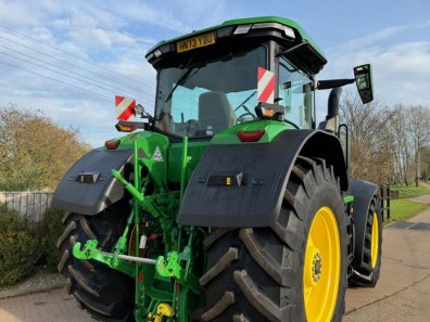 John Deere 7R 310