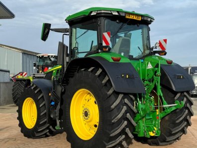 John Deere 7R 310