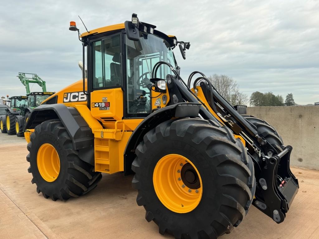 JCB 419S