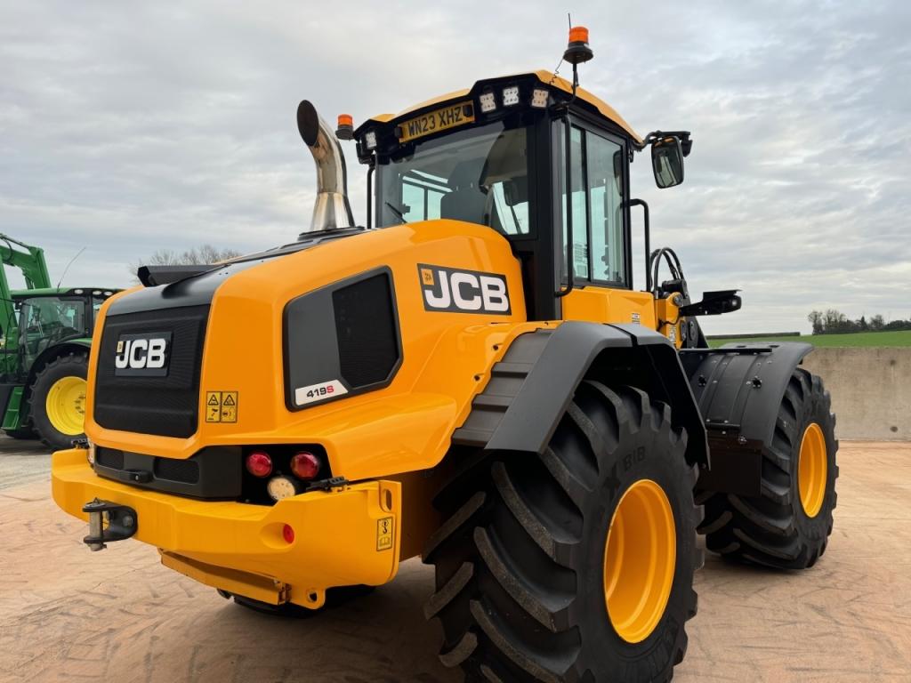 JCB 419S