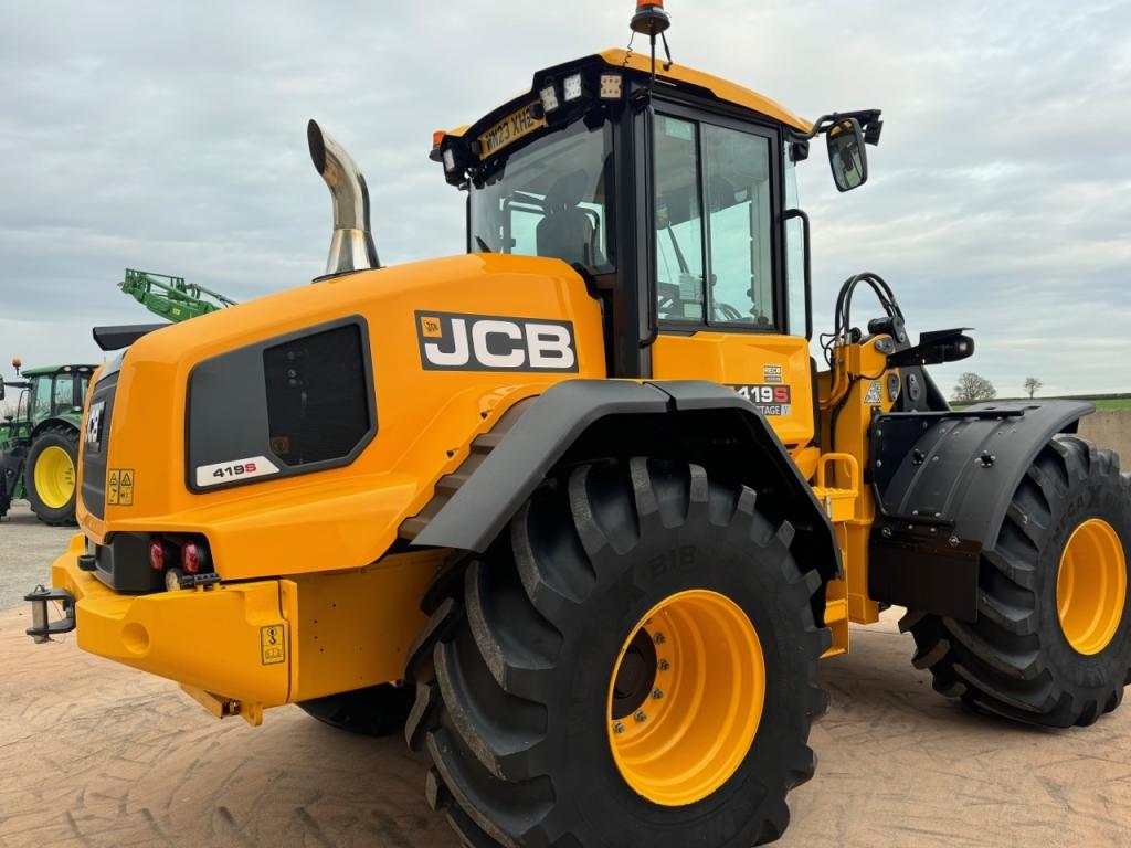 JCB 419S