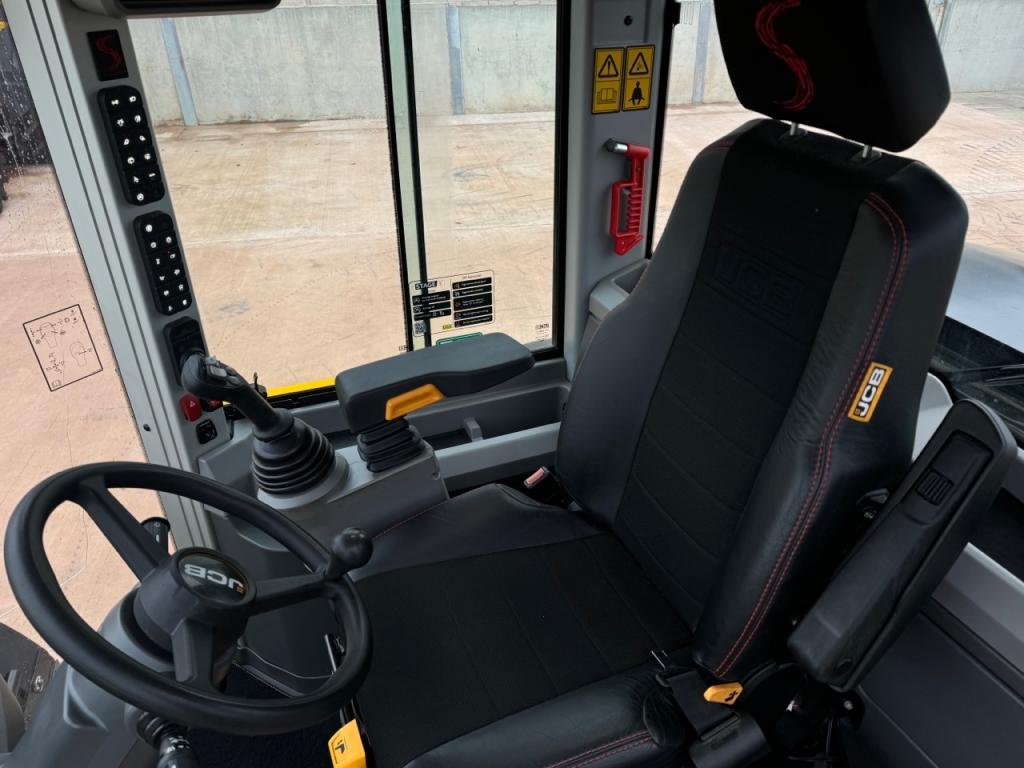JCB 419S
