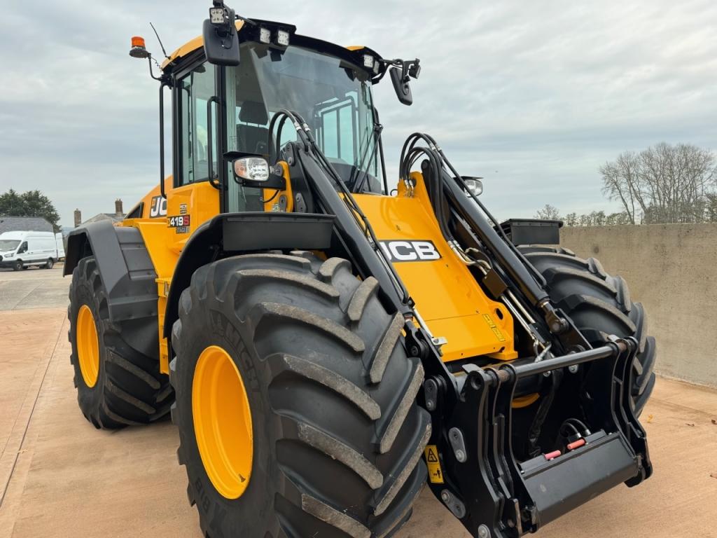JCB 419S