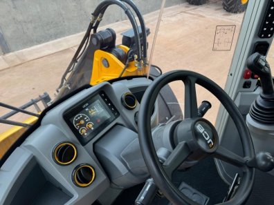 JCB 419S