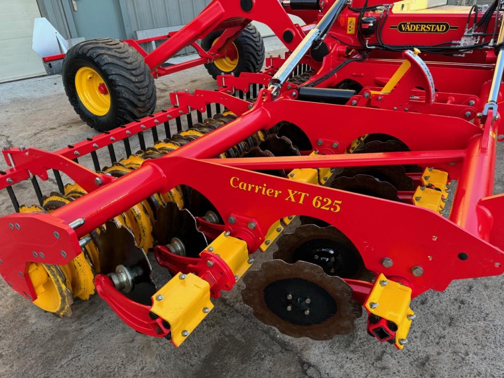 Vaderstad Carrier XT 625