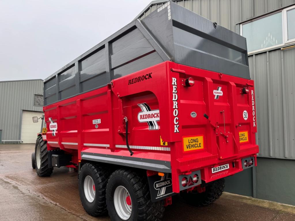 Redrock 200/20.0 silage trailer