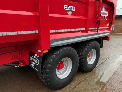 Redrock 200/20.0 silage trailer