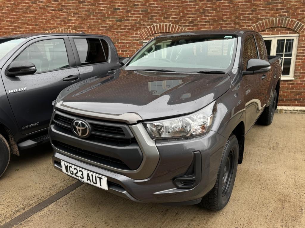 Toyota Hi-Lux Extra cab 2.4 Diesel