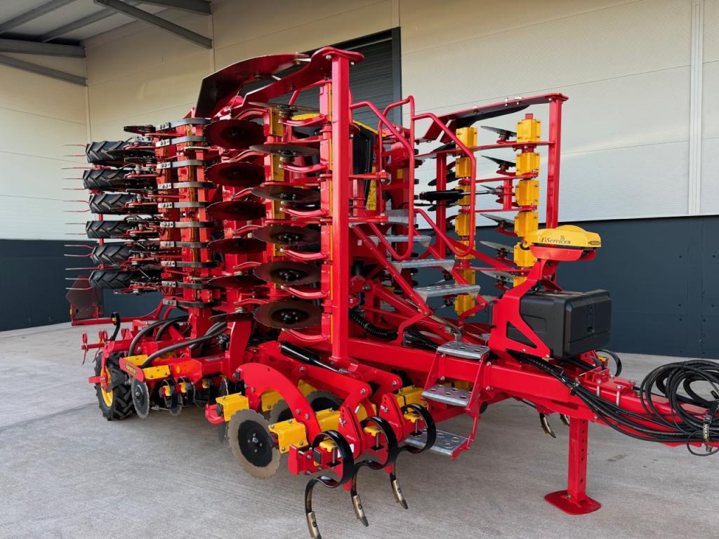 Vaderstad Rapid A 600S 6 Metre drill