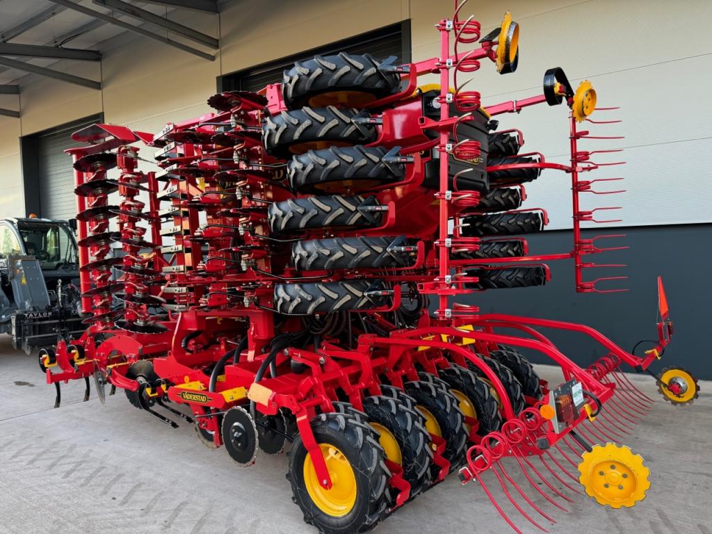 Vaderstad Rapid A 600S 6 Metre drill