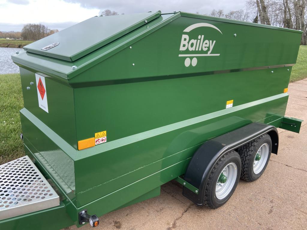 Bailey 2000ltr fuel bowser