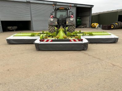 Claas Disco 9400C + 3200FC mower conditioners