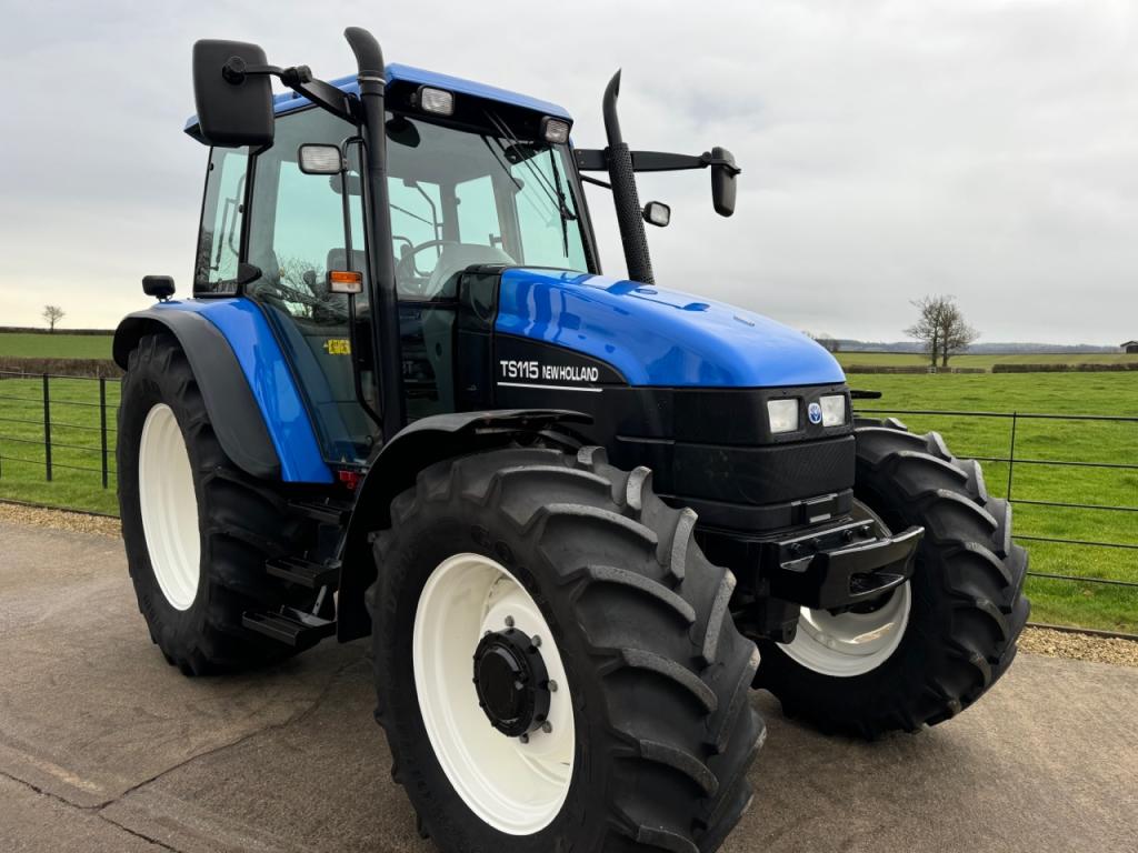 New Holland TS115 SL