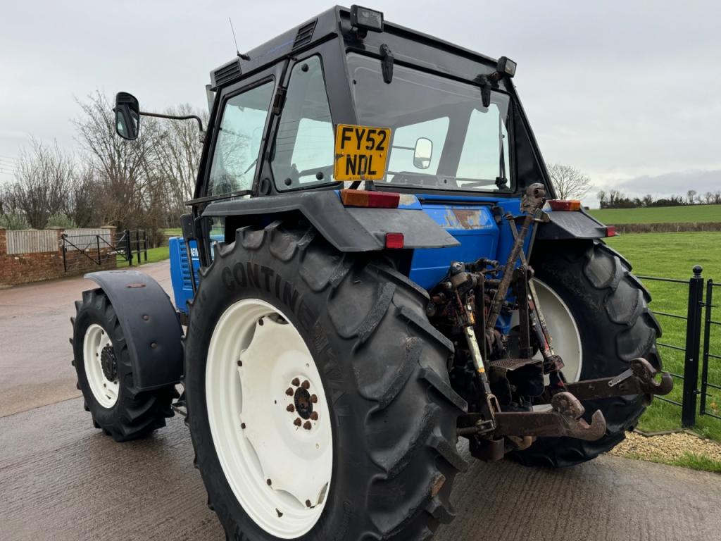 New Holland 110-90 DT