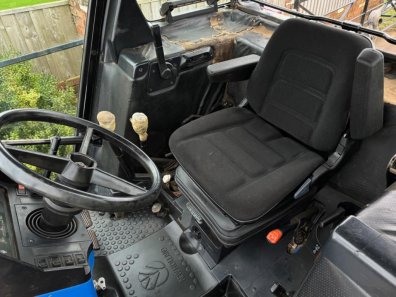 New Holland 110-90 DT