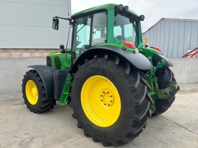 John Deere 6920