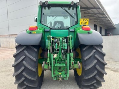 John Deere 6920