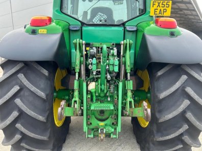 John Deere 6920