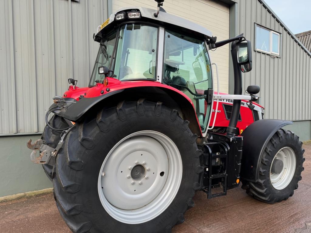 Massey Ferguson 7S 190