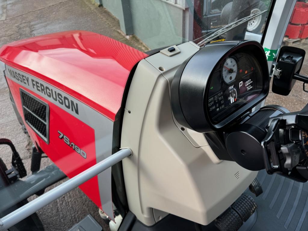 Massey Ferguson 7S 190