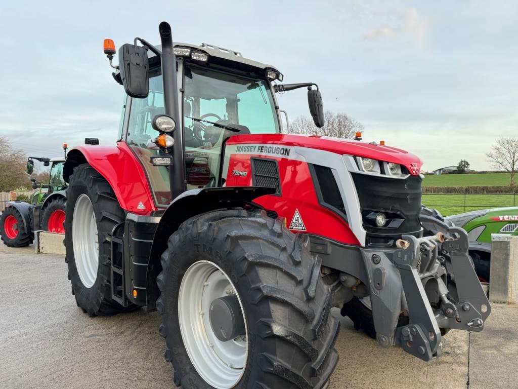 Massey Ferguson 7S 190