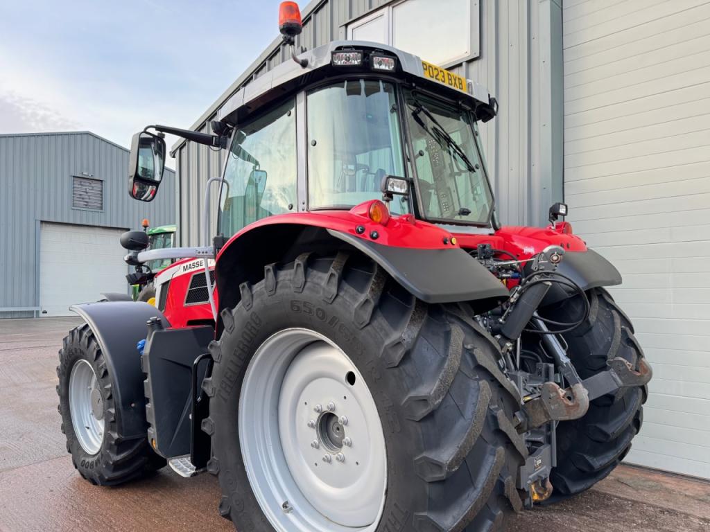Massey Ferguson 7S 190