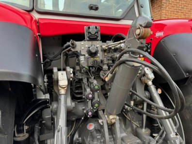 Massey Ferguson 7S 190