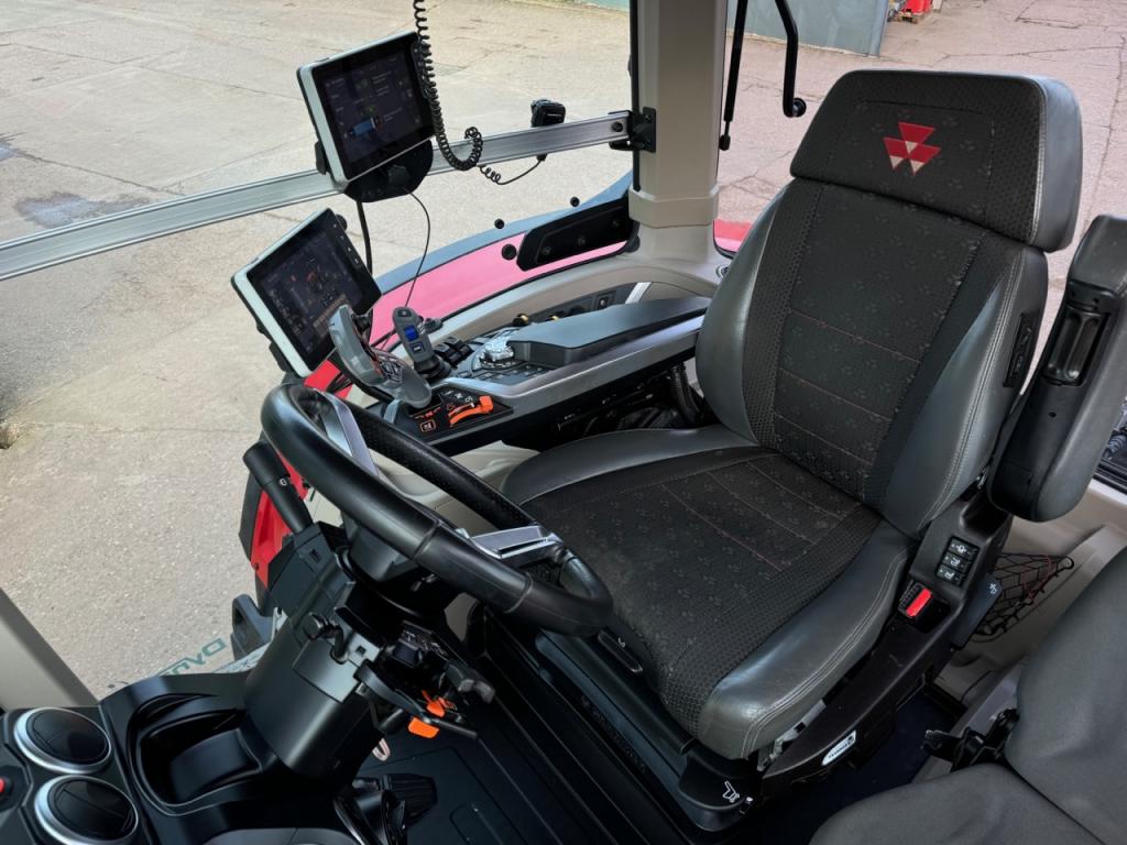 Massey Ferguson 8S 265 Exclusive