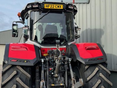 Massey Ferguson 8S 265 Exclusive