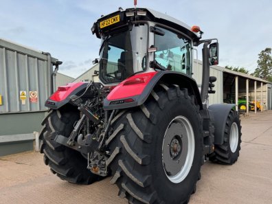 Massey Ferguson 8S 265 Exclusive